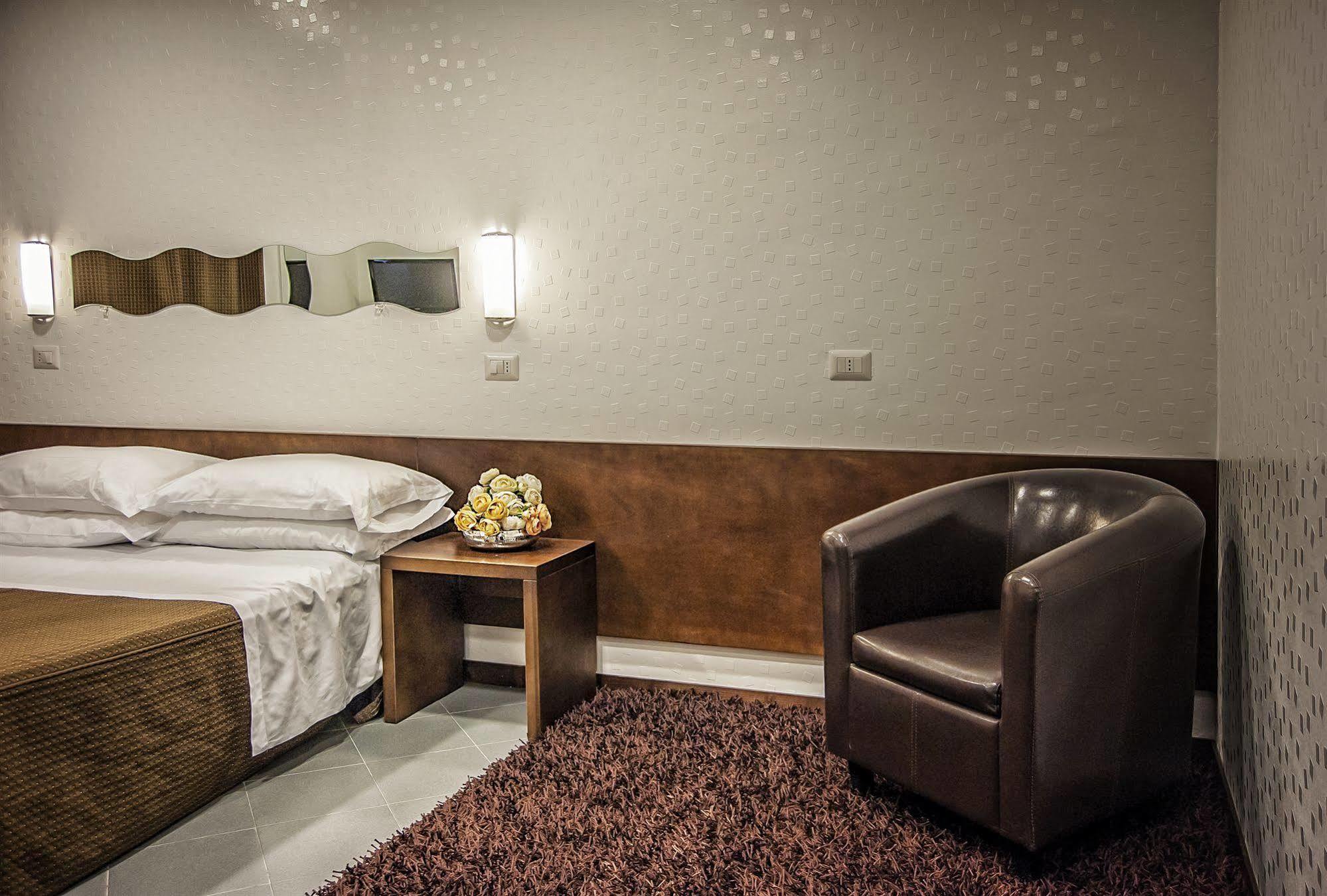 Hotel Santa Chiara Ночера Инфериоре Екстериор снимка
